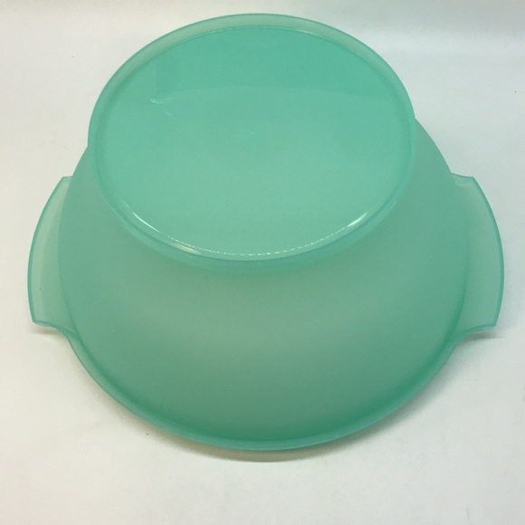 Tupperware Servalier Salad Bowl 4.3 Liter - Picture 10 of 12